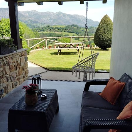 Piloña Casa Rural Los Abuelos מראה חיצוני תמונה