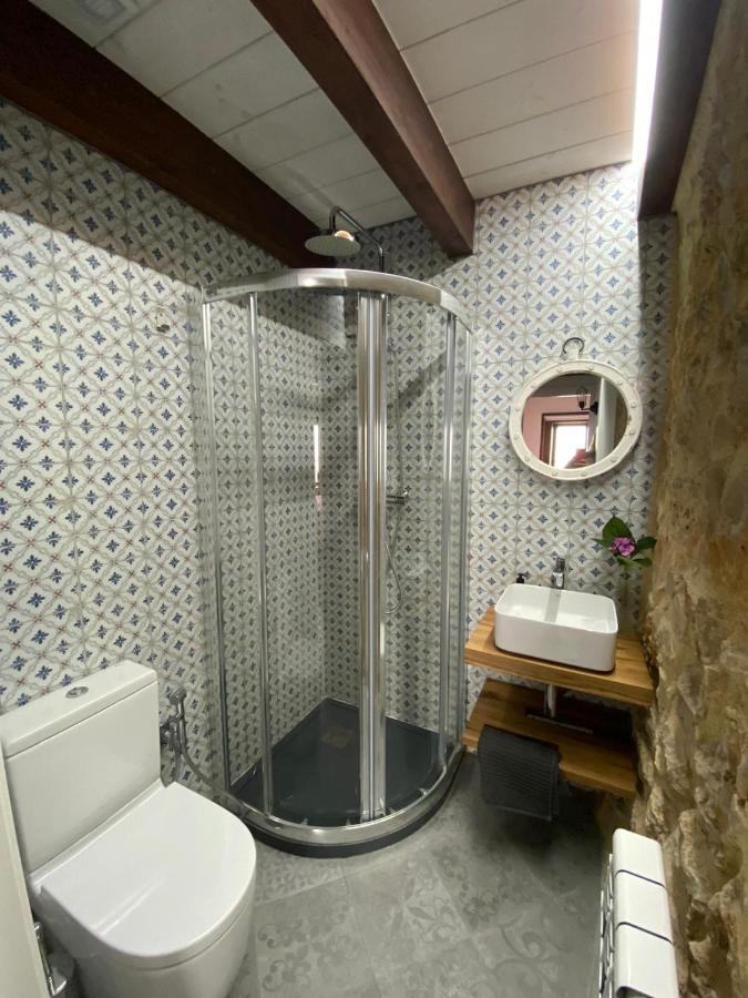 Piloña Casa Rural Los Abuelos מראה חיצוני תמונה