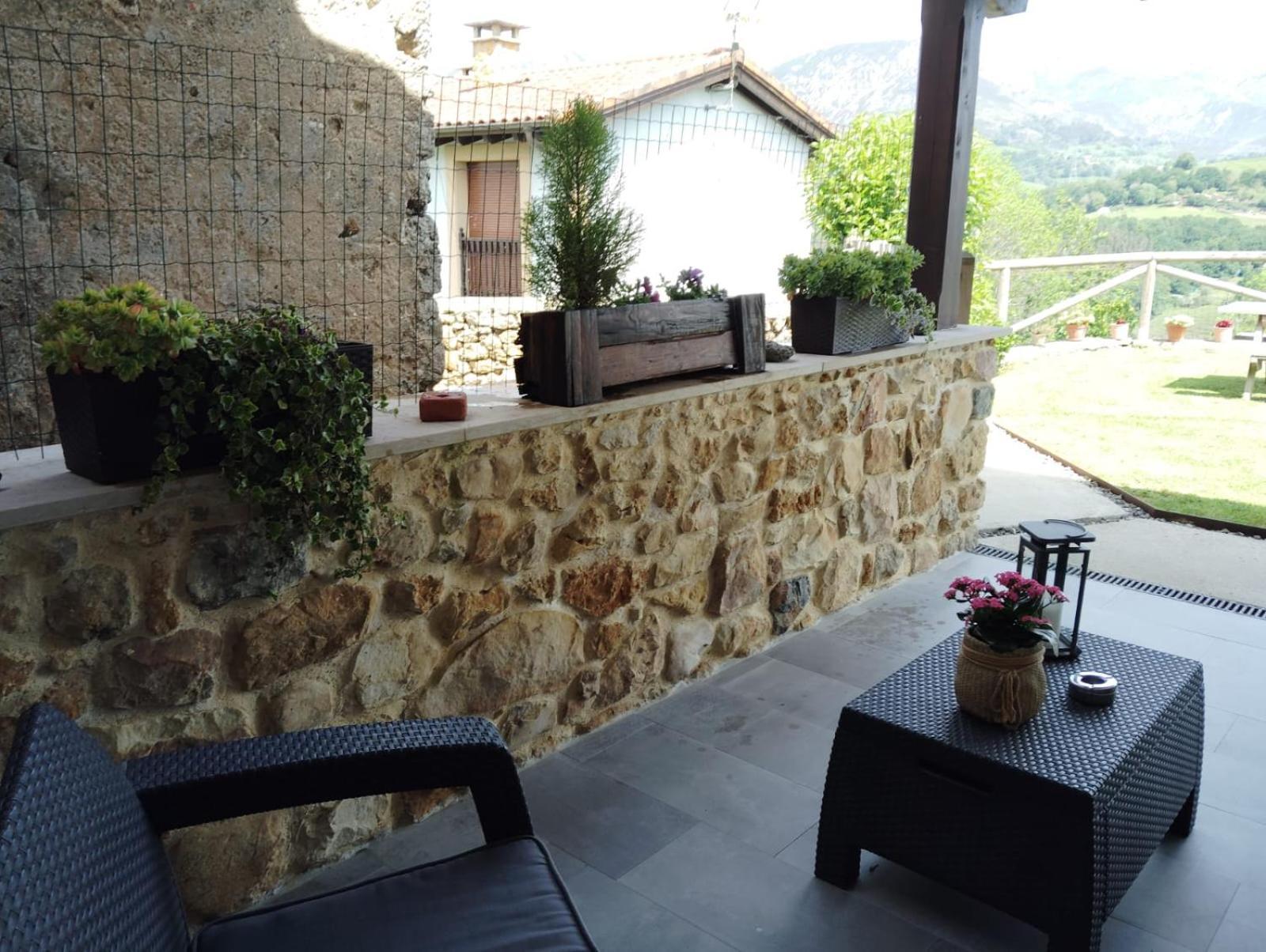 Piloña Casa Rural Los Abuelos מראה חיצוני תמונה